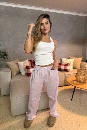 Pantalón y básica rayas